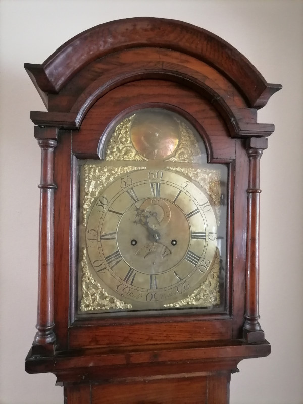 longcase clock